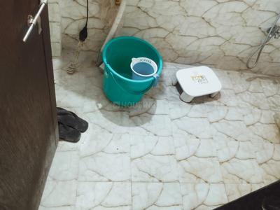 Bathroom Image of 600 Sq.ft 1 BHK Apartment / Flat for rent in Kharadi Annex Pune for Rs. 12000