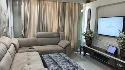 Living Room Image of 1240 Sq.ft 2 BHK Apartment / Flat for sale in Grand Riviera, Paldi Ahmedabad for Rs. 10000000