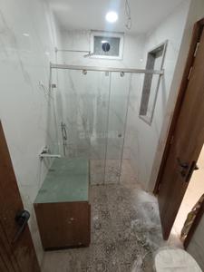 Image of 1800 Sq.ft 3 BHK Builder Floor for sale in Mansarover Garden, New Delhi for Rs. 40000000