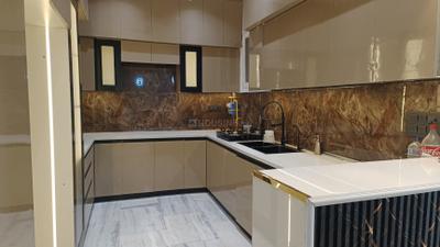 Kitchen Image of 2200 Sq.ft 3 BHK Builder Floor for rent in Greater Kailash II New Delhi for Rs. 110000