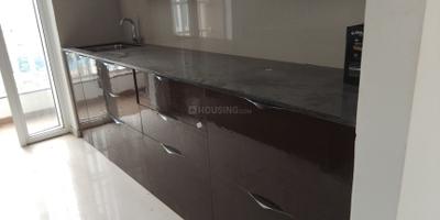 Kitchen Image of 1200 Sq.ft 3 BHK Apartment / Flat for rent in Runwal The Central Park, Chinchwad Pune for Rs. 45000