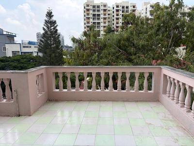 Balcony Image of 2000 Sq.ft 4 BHK Independent House for rent in Sai Niwas, Mohammed Wadi Pune for Rs. 38000