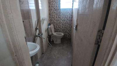 Bathroom Image of 580 Sq.ft 1 BHK Builder Floor for rent in Ejipura Bengaluru for Rs. 18000