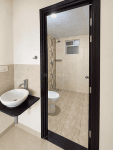 Image of 1089 Sq.ft 2 BHK Apartment / Flat for rent in Doshi Risington 2, Karapakkam, Chennai for Rs. 45000