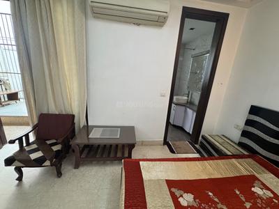 Bedroom Image of 450 Sq.ft 1 RK Builder Floor for rent in Sukhdev Vihar New Delhi for Rs. 30000