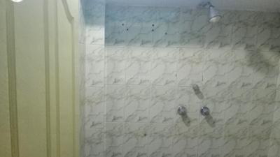 Bathroom Image of 1200 Sq.ft 2 BHK Builder Floor for rent in Malleswaram Bengaluru for Rs. 25000