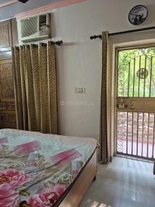 Bedroom Image of 1020 Sq.ft 2 BHK Apartment / Flat for sale in Mayur Vihar II New Delhi for Rs. 18000000