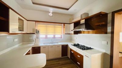 Kitchen Image of 3600 Sq.ft 5 BHK Villa for sale in Aluva Kochi for Rs. 29000000
