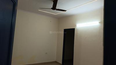 Bedroom Image of 1750 Sq.ft 3.5 BHK Apartment / Flat for rent in UPAVP Ganga Yamuna And Hindon Enclave, Siddharth Vihar Ghaziabad for Rs. 30000