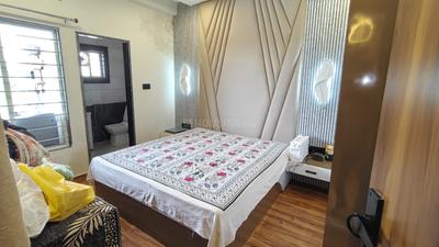 Bedroom Image of 1975 Sq.ft 4 BHK Apartment / Flat for rent in Agrawal Sagar Landmark, Ayodhya Bypass Bhopal for Rs. 26000