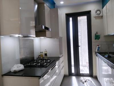 Kitchen Image of 720 Sq.ft 1 BHK Apartment / Flat for rent in Ruparel Orion, Chembur Mumbai for Rs. 52000