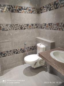 Bathroom Image of 1600 Sq.ft 3 BHK Apartment / Flat for rent in Om Shree Platinum, Tajganj Agra for Rs. 25000