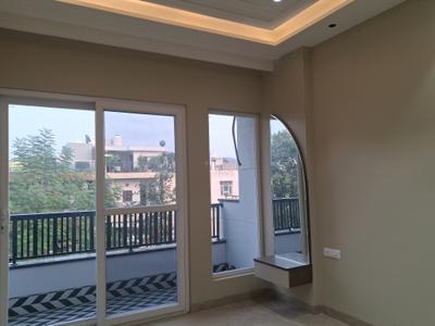 Bedroom Image of 1800 Sq.ft 3 BHK Builder Floor for sale in Paschim Vihar New Delhi for Rs. 42500000