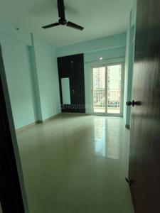 Hall Image of 1435 Sq.ft 3 BHK Apartment / Flat for sale in Mahagun Moderne, Sector 78 Noida for Rs. 21000000