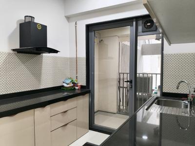 Kitchen Image of 1000 Sq.ft 2 BHK Apartment / Flat for rent in Runwal Centre, Chembur Mumbai for Rs. 75000