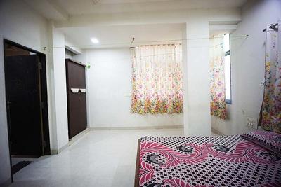 Bedroom Image of 2025 Sq.ft 4 BHK Apartment / Flat for sale in Maninagar Ahmedabad for Rs. 11800000