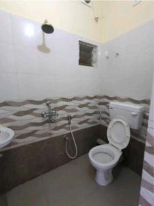 Image of 796 Sq.ft 2 BHK Apartment / Flat for rent in Chinar Park, Kolkata for Rs. 13000