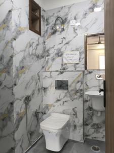 Bedroom Two Image of 1450 Sq.ft 4 BHK Apartment / Flat for sale in Chipiyana Buzurg Ghaziabad for Rs. 8100500