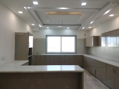 Kitchen Image of 4500 Sq.ft 4 BHK Builder Floor for sale in Sector 17 Faridabad for Rs. 40000000