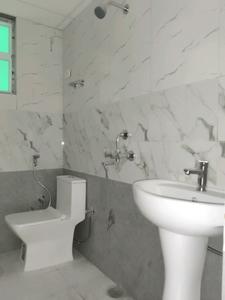 Common Bathroom Image of 1500 Sq.ft 3 BHK Apartment / Flat for sale in BNH Shivaan Heights, Noida Extension Greater Noida for Rs. 5875050