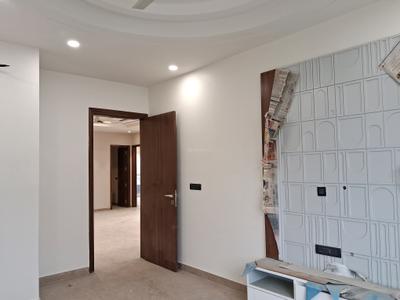 Bedroom Image of 2430 Sq.ft 4 BHK Builder Floor for rent in Shakur Basti New Delhi for Rs. 85000