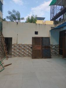 Bedroom One Image of 2000 Sq.ft 3 BHK Builder Floor for sale in Green Field Colony Faridabad for Rs. 14500000