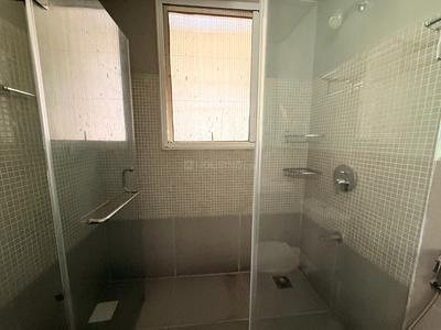 Bathroom Image of 2900 Sq.ft 3.5 BHK Apartment / Flat for sale in Marvel Cascada, Balewadi Pune for Rs. 30000000