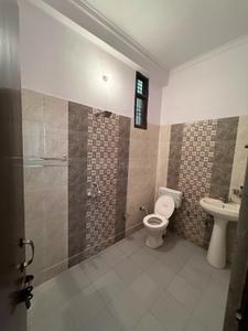 Bathroom Image of 1000 Sq.ft 2 BHK Builder Floor for rent in Dehrakhas Dehradun for Rs. 20000