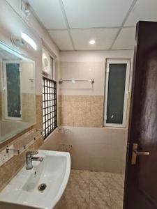 Bathroom Image of 825 Sq.ft 2 BHK Apartment / Flat for sale in JMD Radhe Krishna Appartment, Sector 73 Noida for Rs. 3500000