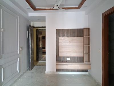 Living Room Image of 1000 Sq.ft 2 BHK Apartment / Flat for sale in Sector 73 Noida for Rs. 3500000