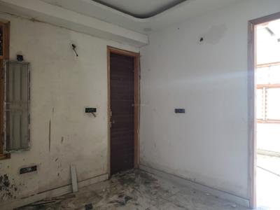 Living Room Image of 650 Sq.ft 2 BHK Apartment / Flat for sale in Sangam Vihar New Delhi for Rs. 3600000