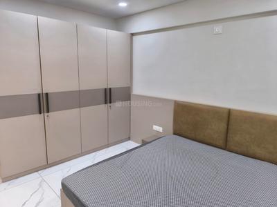 Bedroom Image of 2500 Sq.ft 3 BHK Apartment / Flat for rent in V V Akshat Paradise, Sargasan Gandhinagar for Rs. 60000