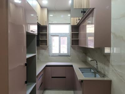 Kitchen Image of 1000 Sq.ft 3 BHK Builder Floor for sale in Pitampura New Delhi for Rs. 17000000