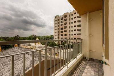 Balcony Image of Lumos International Pg Andheri West in Andheri West, Mumbai