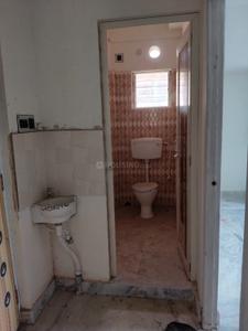 Bathroom Image of 615 Sq.ft 2 BHK Apartment / Flat for sale in Paschim Putiary Kolkata for Rs. 1900000