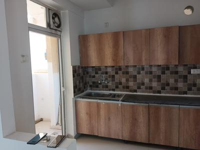 Kitchen Image of 1090 Sq.ft 2 BHK Apartment / Flat for rent in Prateek Grand City, Siddharth Vihar Ghaziabad for Rs. 30000