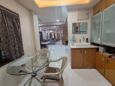 Kitchen Image of 3300 Sq.ft 5 BHK Apartment / Flat for sale in Bodakdev Ahmedabad for Rs. 22000000