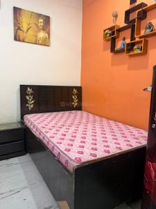 Bedroom Image of 350 Sq.ft 1 BHK Builder Floor for rent in Sector 3 Rohini New Delhi for Rs. 20000