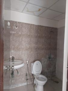 Bathroom Image of 1620 Sq.ft 3 BHK Apartment / Flat for rent in Gaurs Gaur Global Village, Crossings Republik Ghaziabad for Rs. 22500