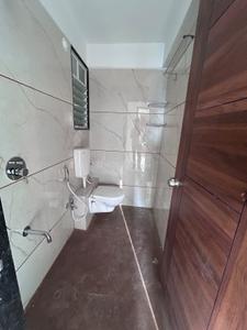 Bathroom Image of 700 Sq.ft 1 BHK Apartment / Flat for rent in Dhanori Pune for Rs. 19000
