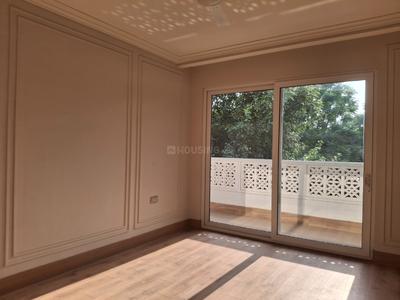 Bedroom Image of 4500 Sq.ft 5 BHK Builder Floor for sale in DLF The Grove, DLF Phase 5 Gurgaon for Rs. 135000000