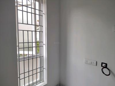 BHK 1500 Sqft Flat for sale at Selaiyur, Chennai South