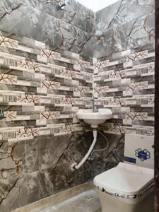 Bathroom Image of 700 Sq.ft 2 BHK Builder Floor for sale in Govindpuram Ghaziabad for Rs. 2499999