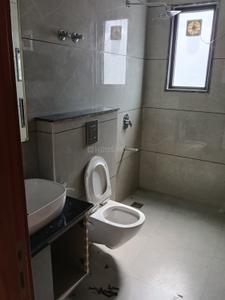 Bathroom Image of 1750 Sq.ft 3 BHK Builder Floor for rent in Sector 47 Gurgaon for Rs. 70000