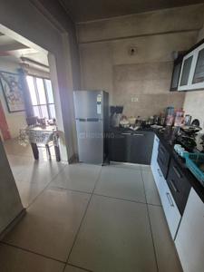 Kitchen Image of 1225 Sq.ft 2 BHK Apartment / Flat for rent in Darshanam Central Park, Sayajiganj Vadodara for Rs. 28000