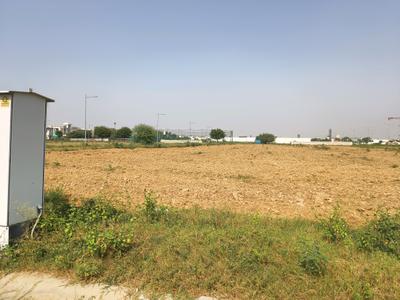 Image of 112 Sq.ft Residential Plot / Land for sale in Wave City, Ghaziabad for Rs. 18225000