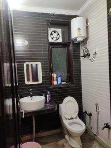 Bathroom Image of 1080 Sq.ft 3 BHK Builder Floor for sale in Mukherjee Nagar New Delhi for Rs. 12500000
