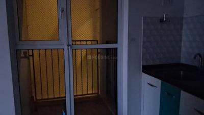 Kitchen Image of 1050 Sq.ft 2 BHK Apartment / Flat for rent in Godrej Boulevard, Kharadi Pune for Rs. 25000