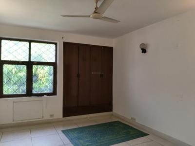 Bedroom Image of 3000 Sq.ft 3 BHK Builder Floor for rent in Sector 17 Gurgaon for Rs. 60000