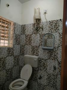 Bedroom Two Image of 1000 Sq.ft 2 BHK Apartment / Flat for rent in Om Sai, Marathahalli Bengaluru for Rs. 25000